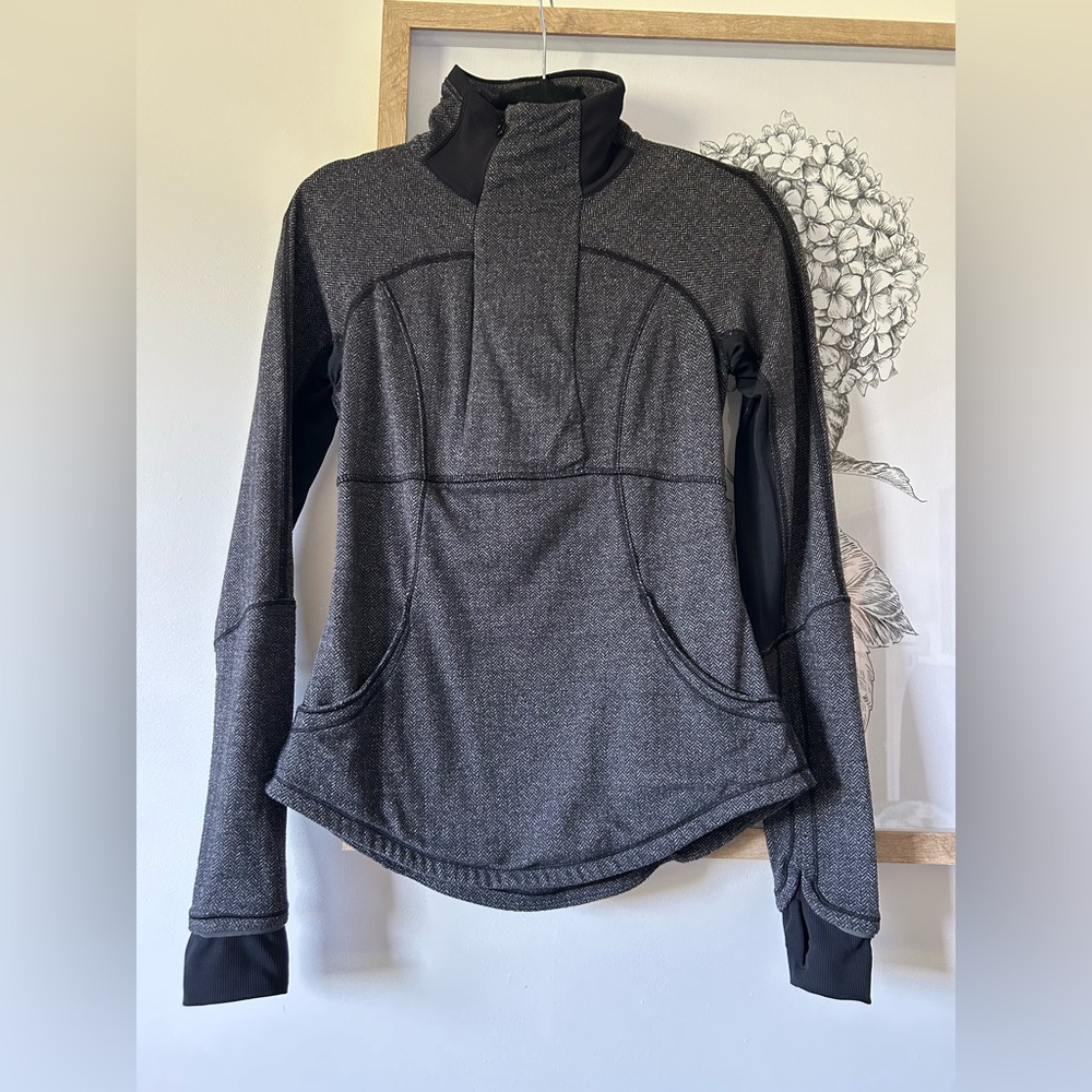 Lululemon Base Runner 1/2 Zip - Picture 4 of 8